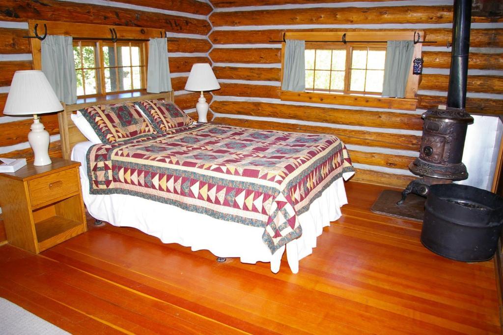 Parade Rest Ranch West Yellowstone Phòng bức ảnh
